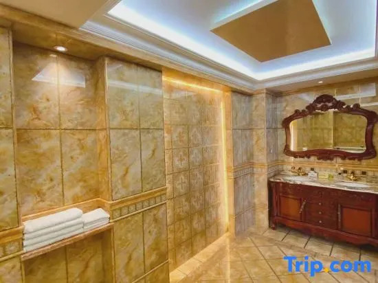 Tongyueju Gold Business Hotel