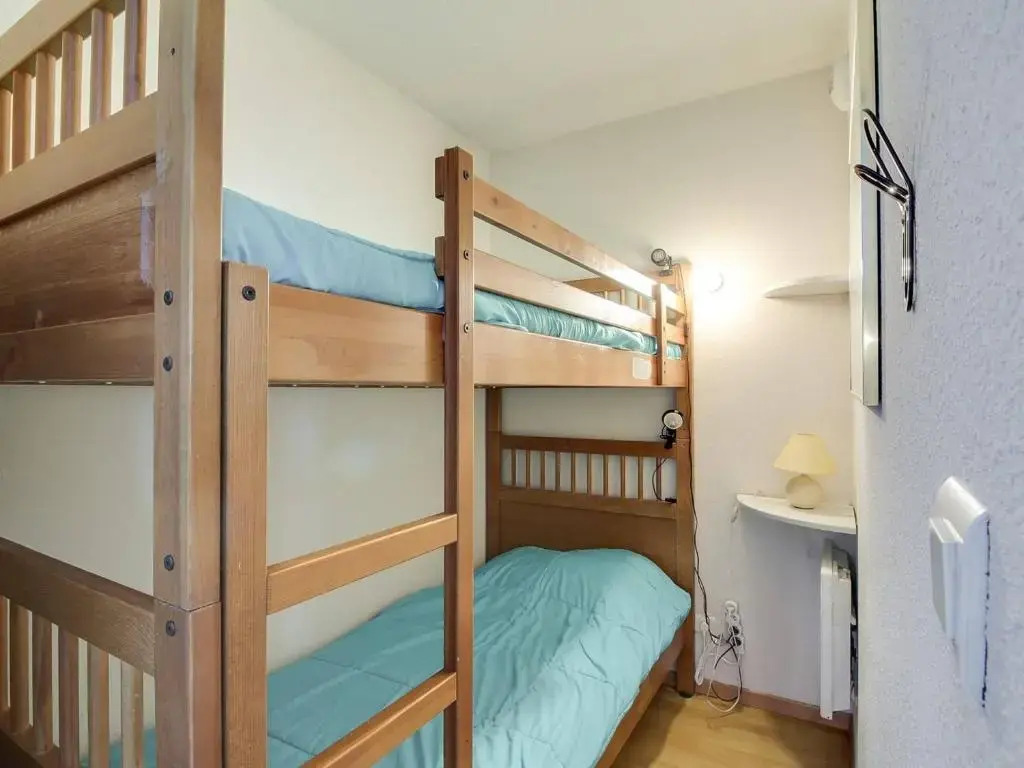 Appartement Cauterets, 2 pièces, 6 personnes - FR-1-401-19