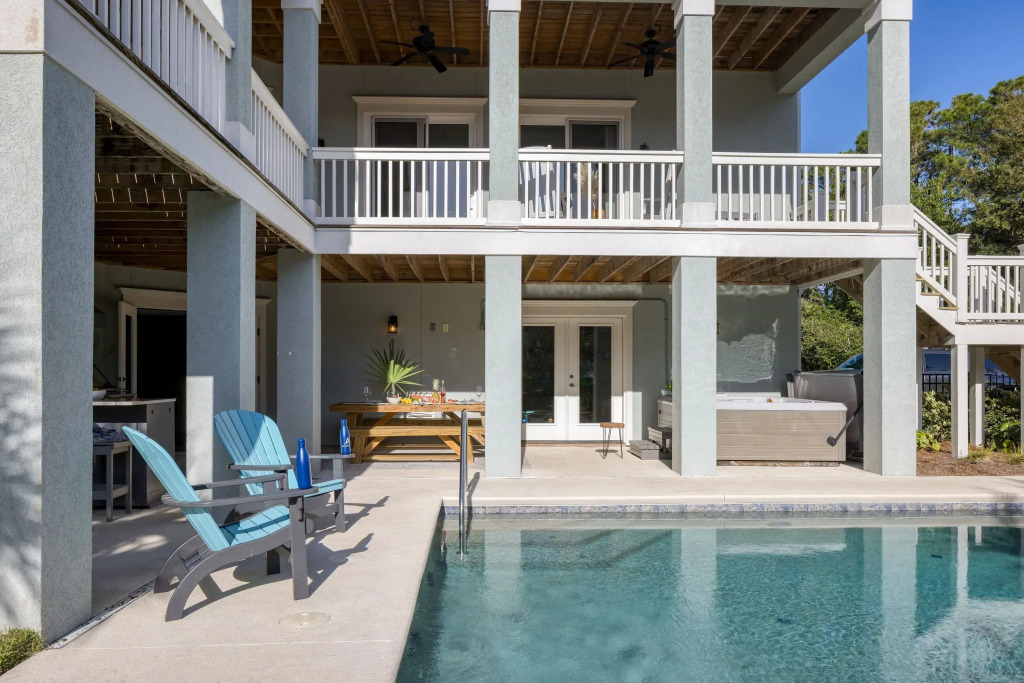 Sweetbay by Avantstay 1 Min Walk to Beach + Pool