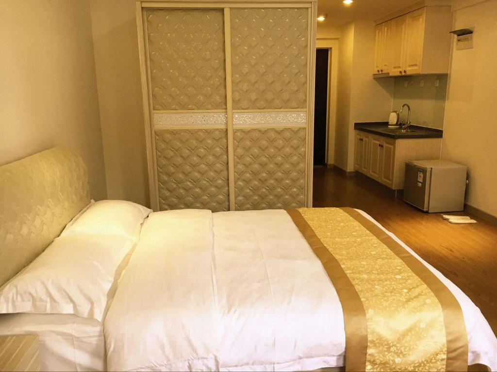 Shanghai Xinyuan Apartment