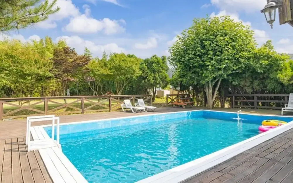 Taean the Nature and Lake Pension