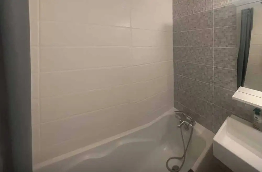 Private Room in a Shared Flat - Villeurbanne