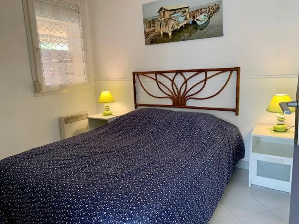Appartement Bouzigues, 2 pièces, 4 personnes - FR-1-604-13