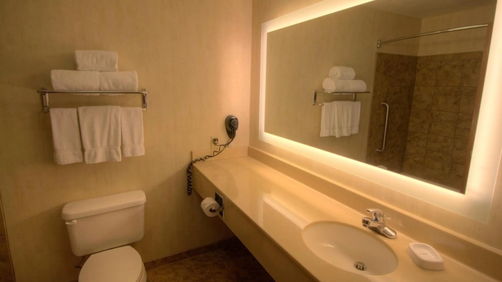 Holiday Inn Express & Suites Sioux Center by IHG