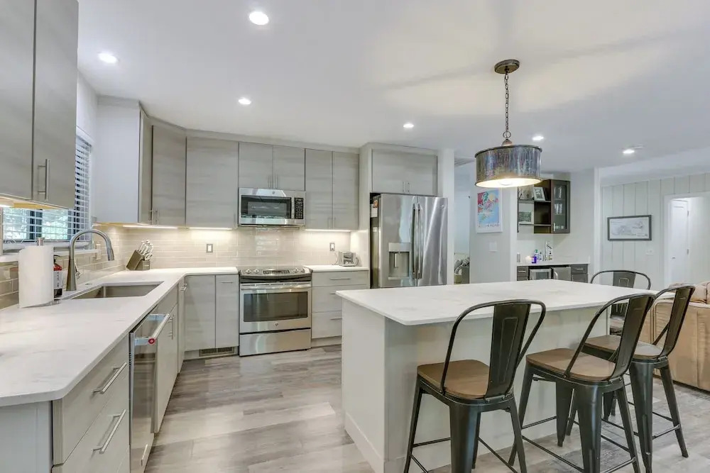 1 Mi to Harbour Town: Sea Pines Resort Home