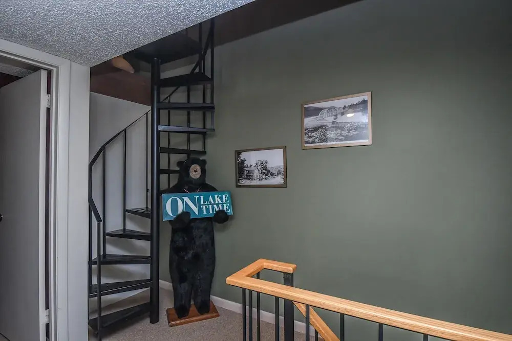 Villages of the Wisp Winding Way 3 Bedroom Townhome #32