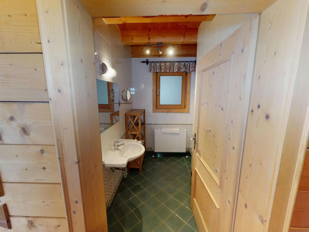 Chalet in Wildkogel Near ski Slopes