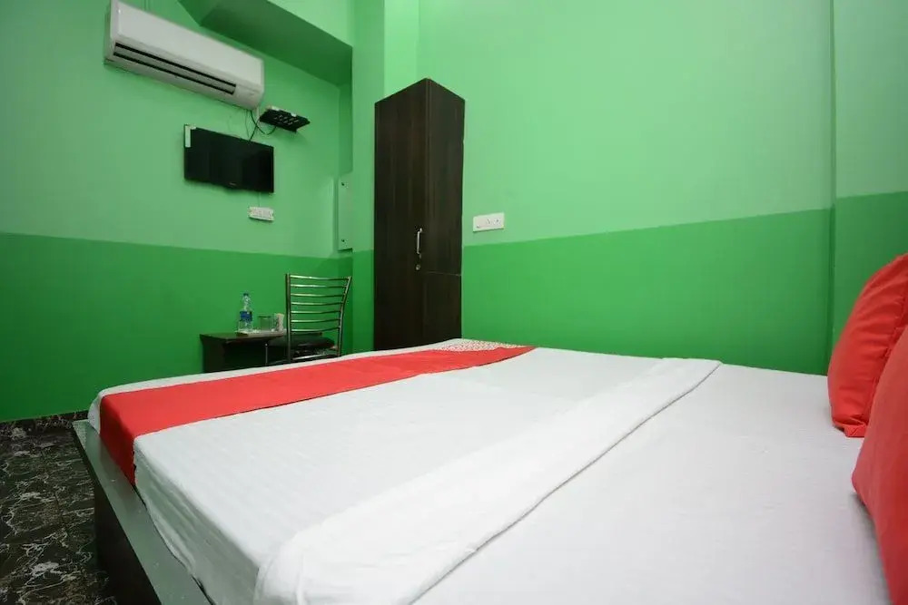 Hotel Indian Ldh By OYO Rooms