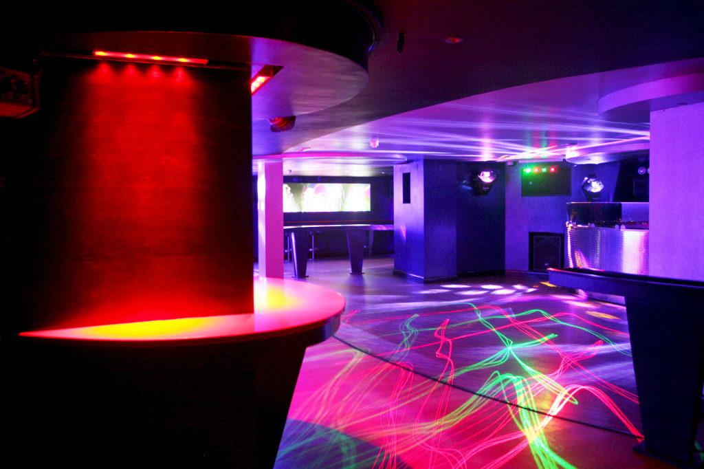 Legends Hotel