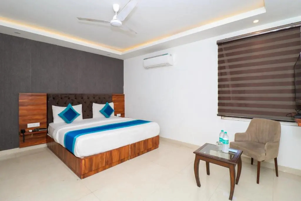 Hotel Vertu IGI Delhi Airport By OPO,Free Airport Pickup & Drop