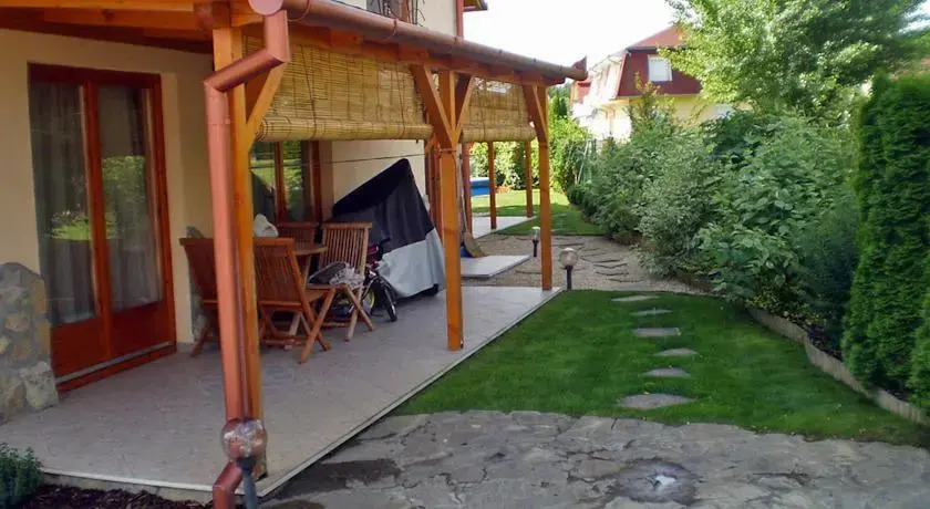 Bali-Gali Apartmanház
