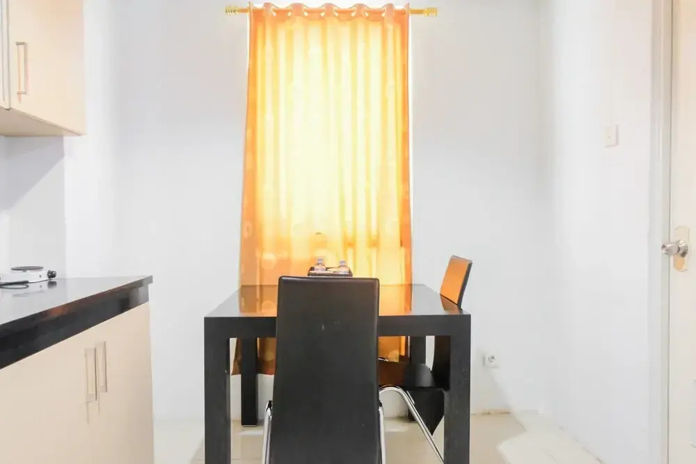 Stylish and Convenient Studio The Habitat Apartment