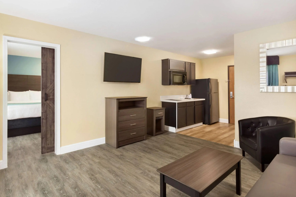 Hawthorn Extended Stay by Wyndham Saint Robert