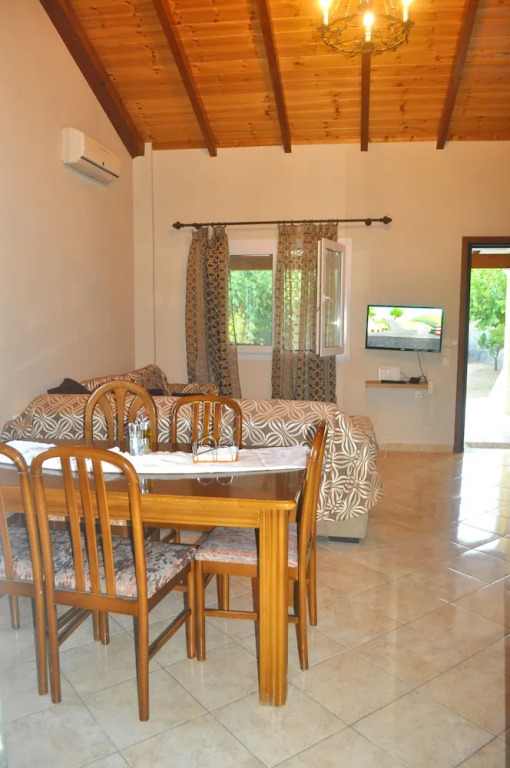 Holiday House Maria