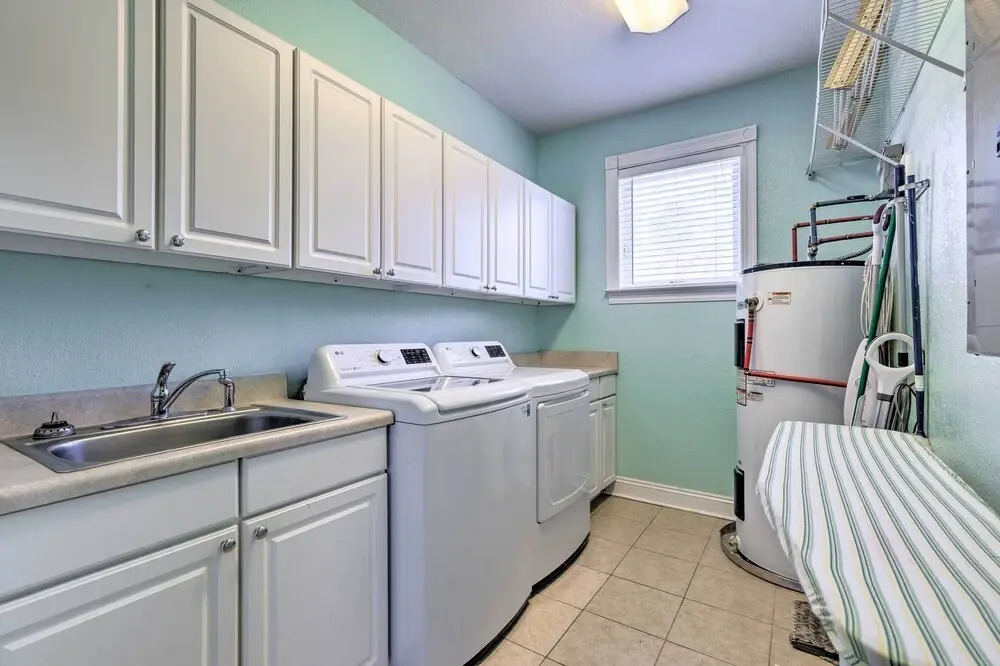 Pool & Dock Access: Gulf Shores Family Getaway!