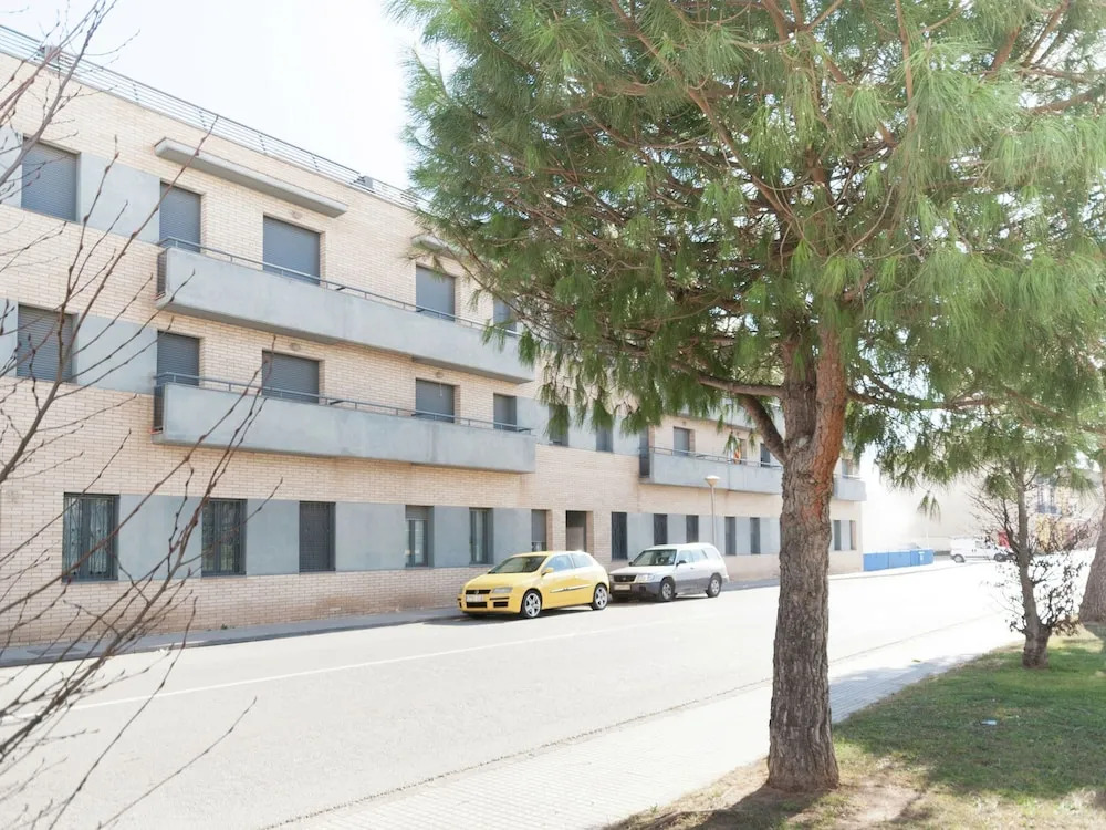 Modern Apartment in St Pere Pescador With Swimming Pool