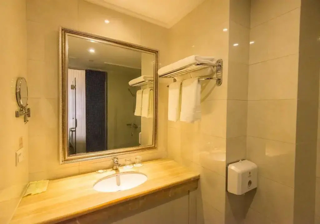 Xinshikong Conifer Hotel