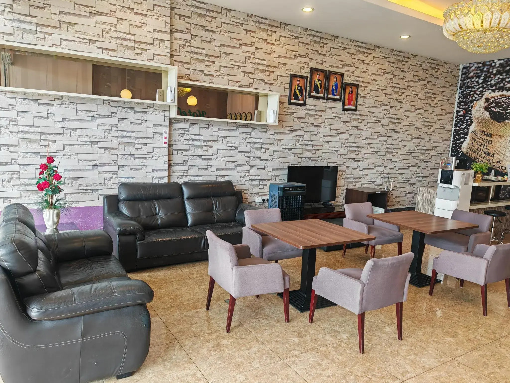 Hotel Tebrau CT