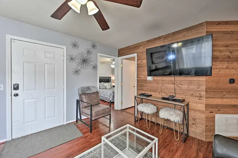 SD Home - Sunny Retreat Steps From Ocean Beach