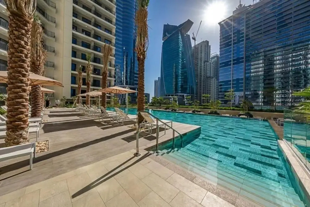 Quiet 1BR with river view