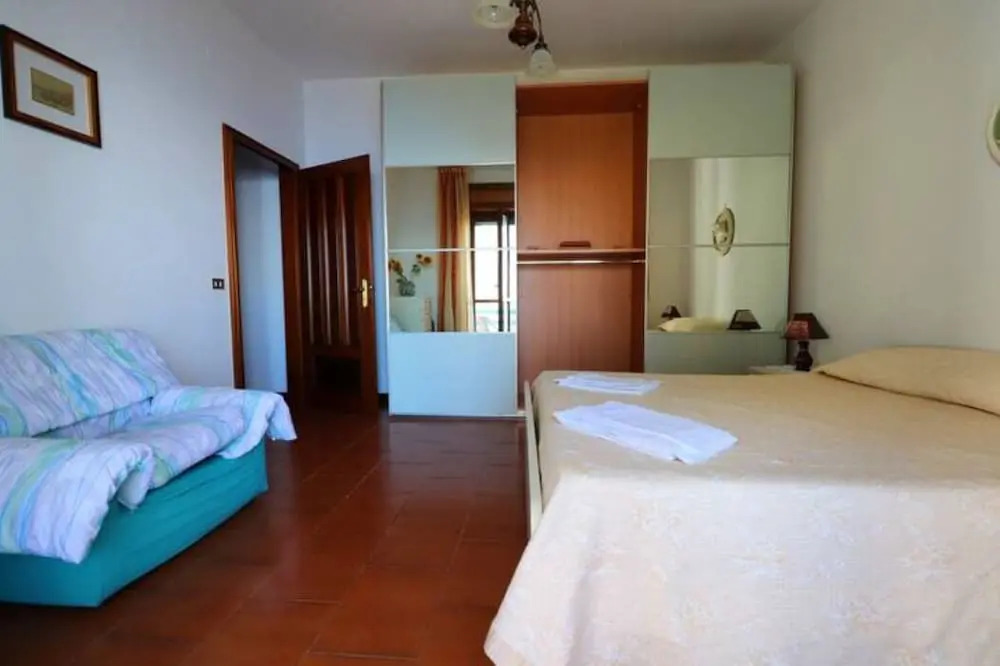 VILLA DEL MORO