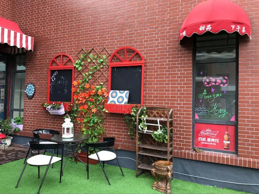 Shakespeare Garden Hostel