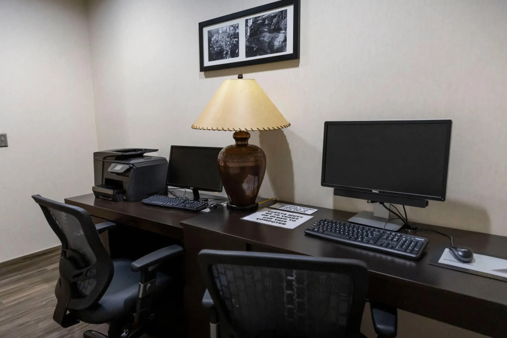 Sleep Inn & Suites Evansville - Casper
