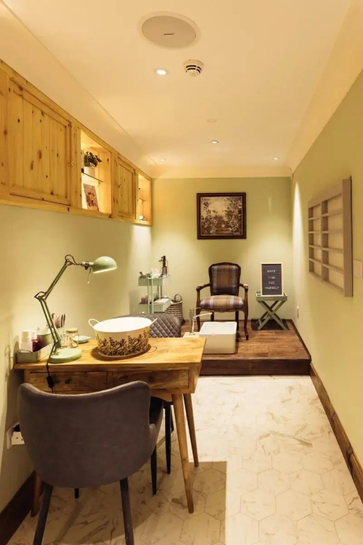 The Whispering Pine Lodge
