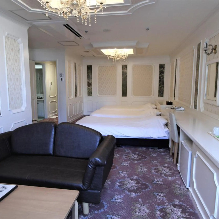 Royal Hotel Shinokubo