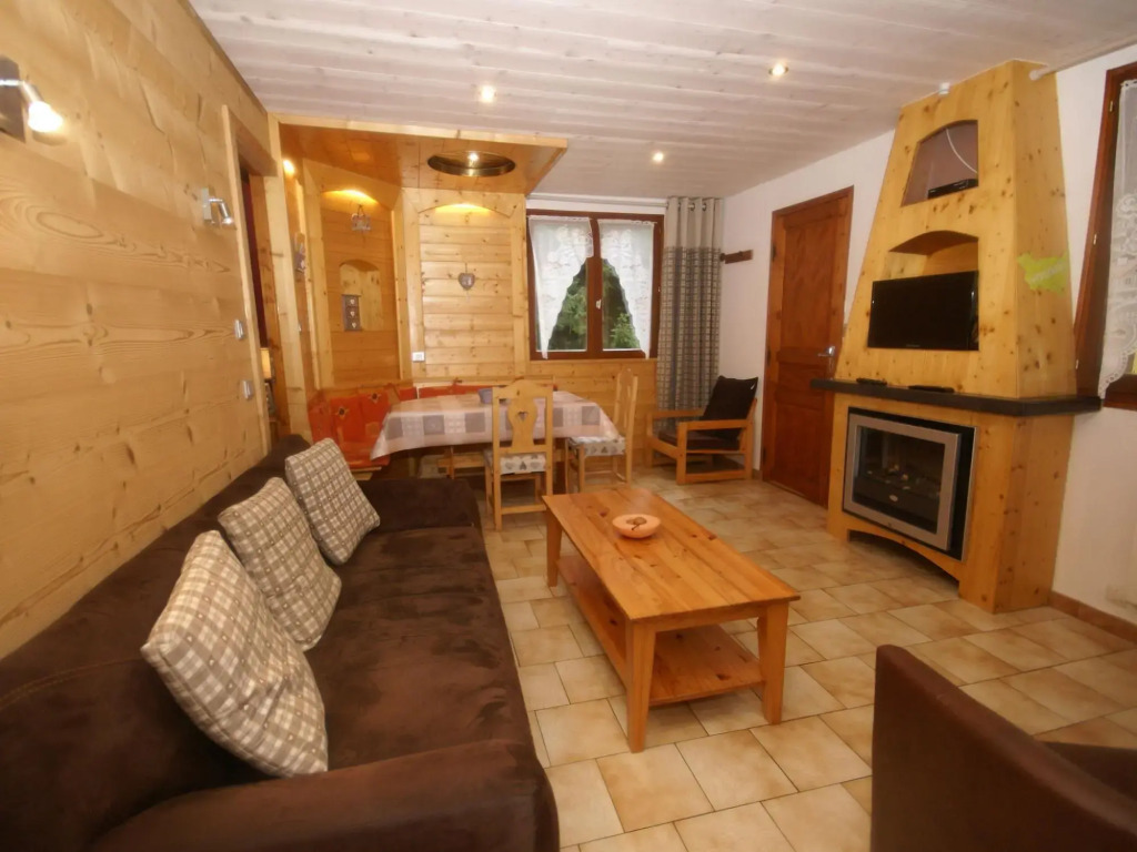 Ventron Chalet with Hill Views