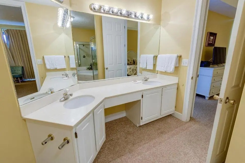 Grand Pointe 612