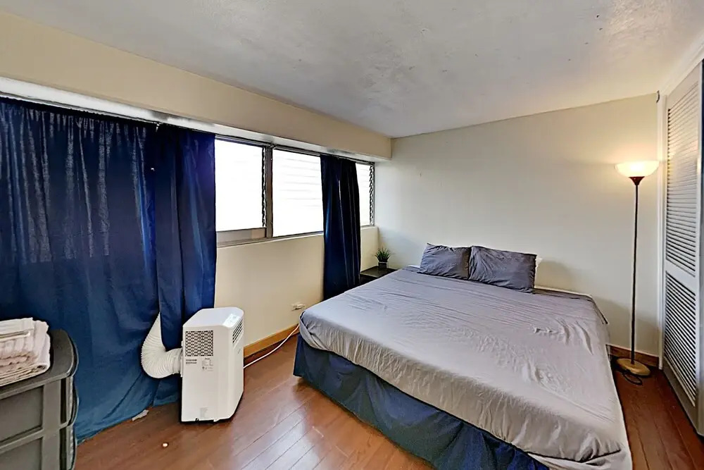 Royal Aloha 204 2 Bedroom Condo by Redawning