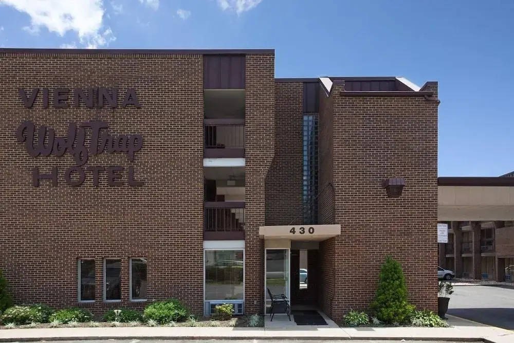 Vienna Wolf Trap Hotel