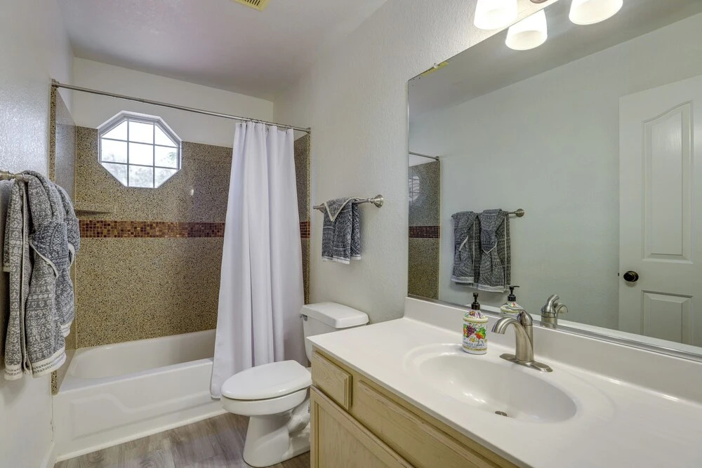 Heated Pool & Lake Views: Goodyear Getaway