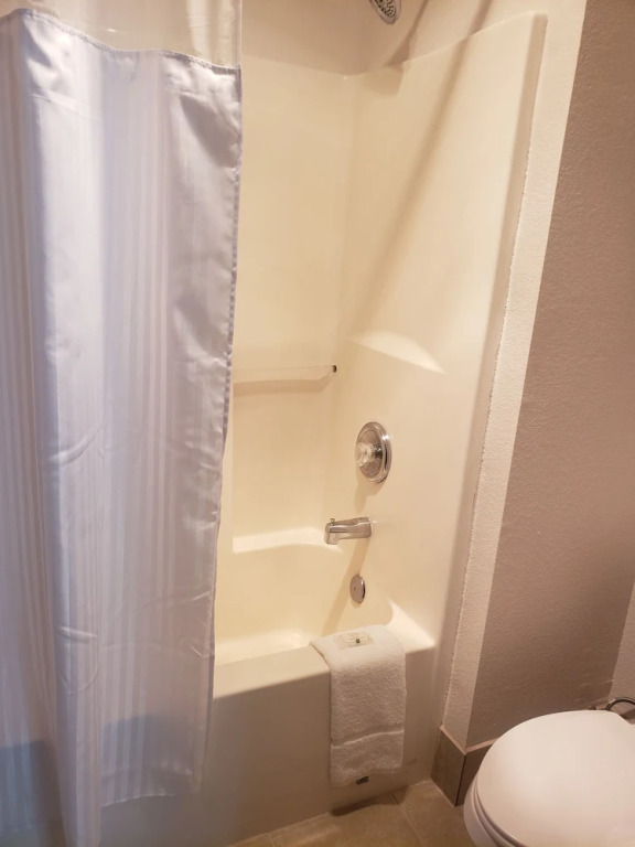 Allington Inn & Suites South Fork