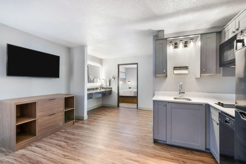 AmericInn by Wyndham Aberdeen Event Center