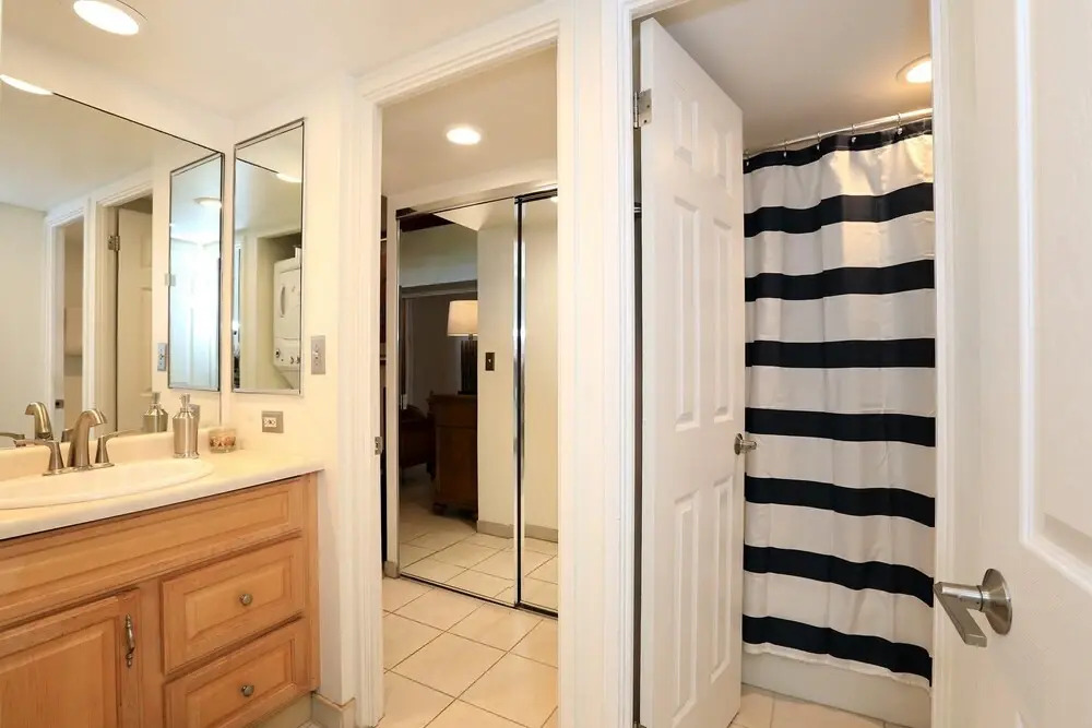 Hale Mahina #b-405 by Ali'i Resorts