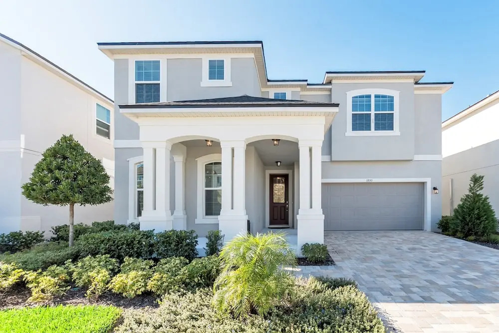 Edgy and Modern 7 Bed 5 Ba Villa Pool & Spa 1800saw