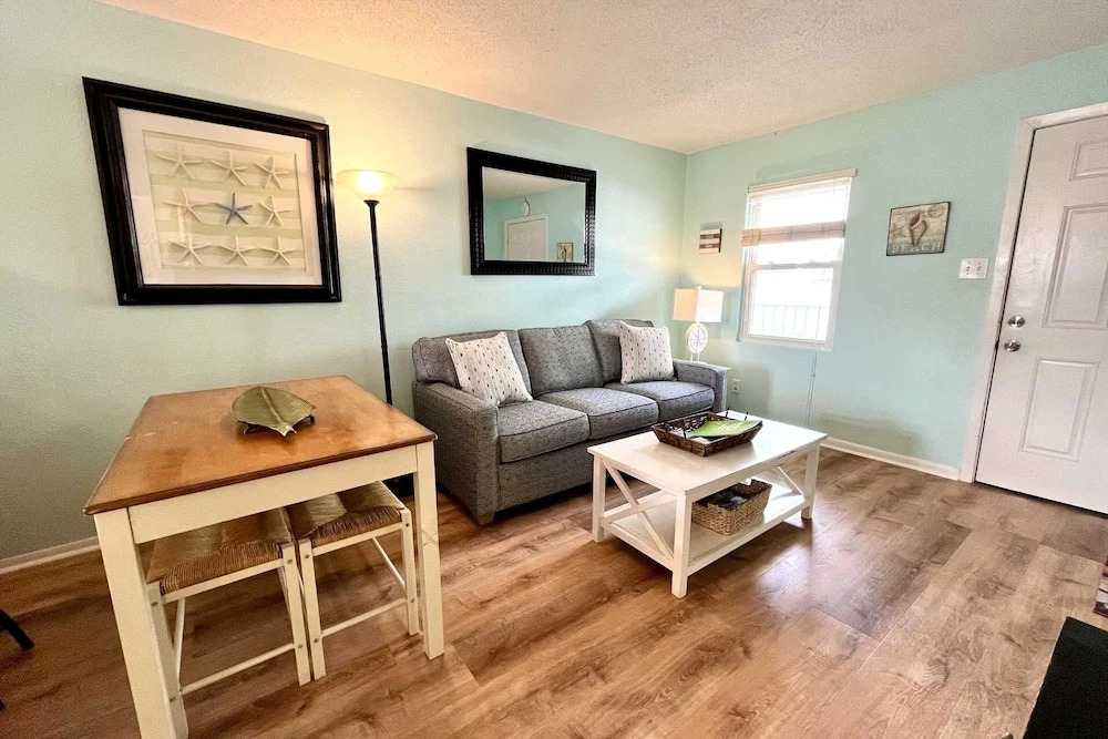 Sunrise Ge 104 2 Bedroom Condo by RedAwning