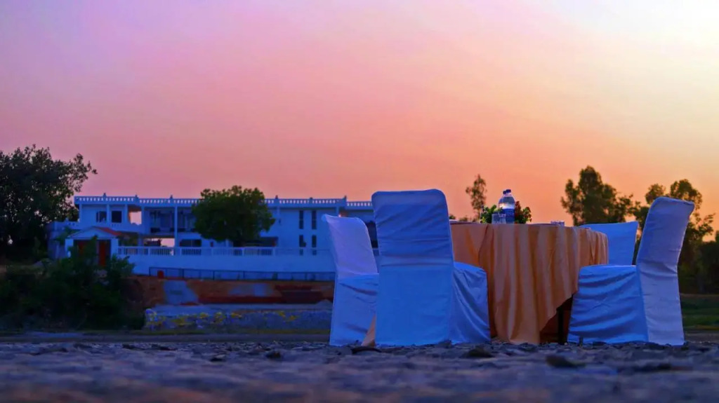 ShriGo Ganga Village Resort Spa