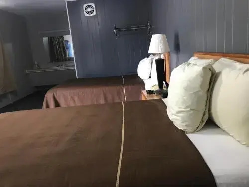 Budget Inn