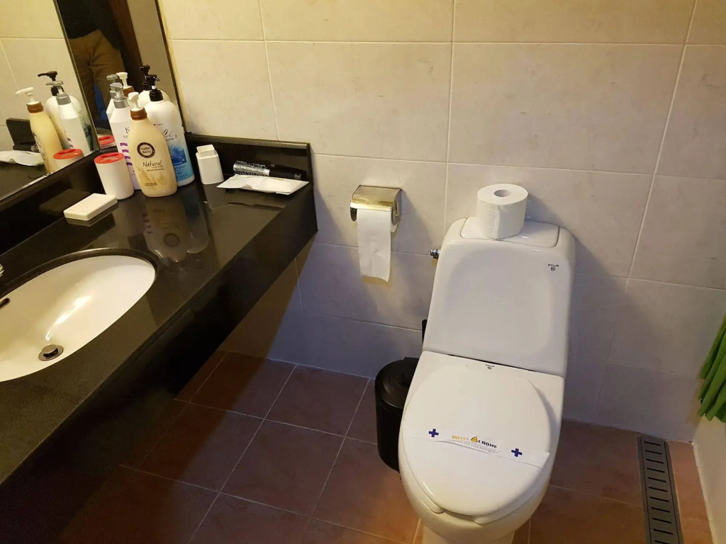 Hotel At Home