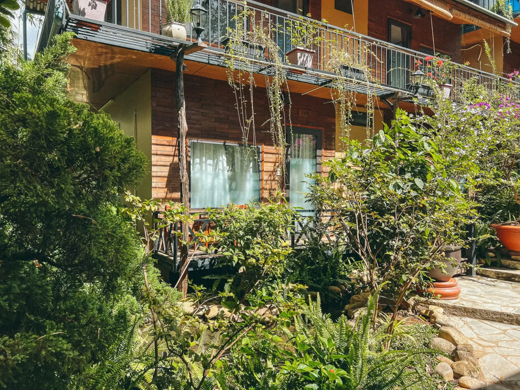 BAZAN HOME - Hotel & Bungalow