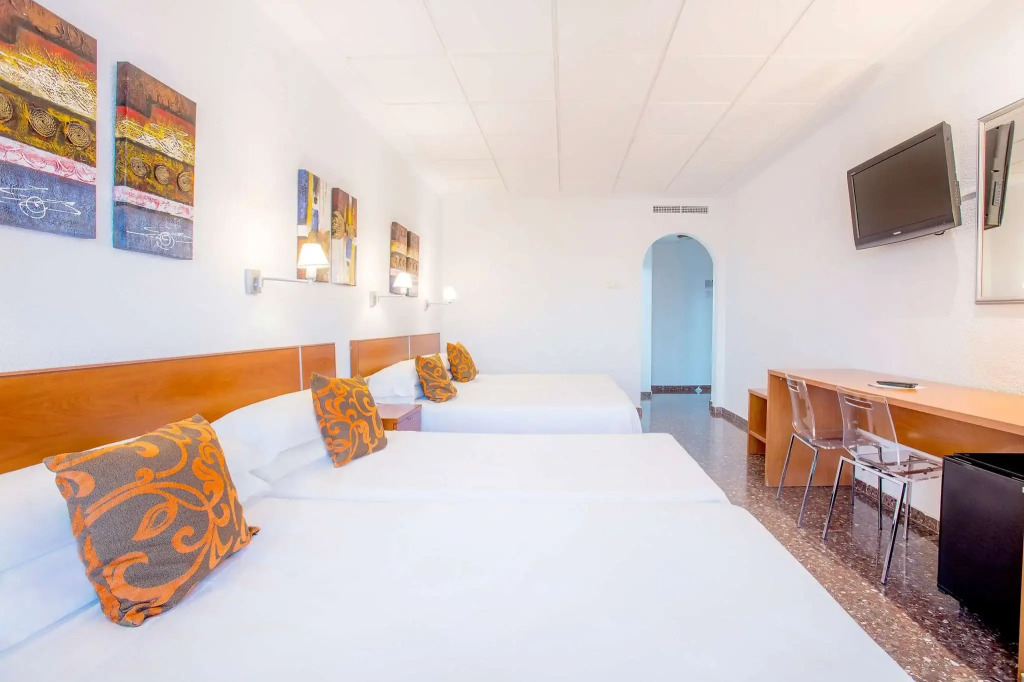 Ramada Resort by Wyndham Puerto de Mazarron
