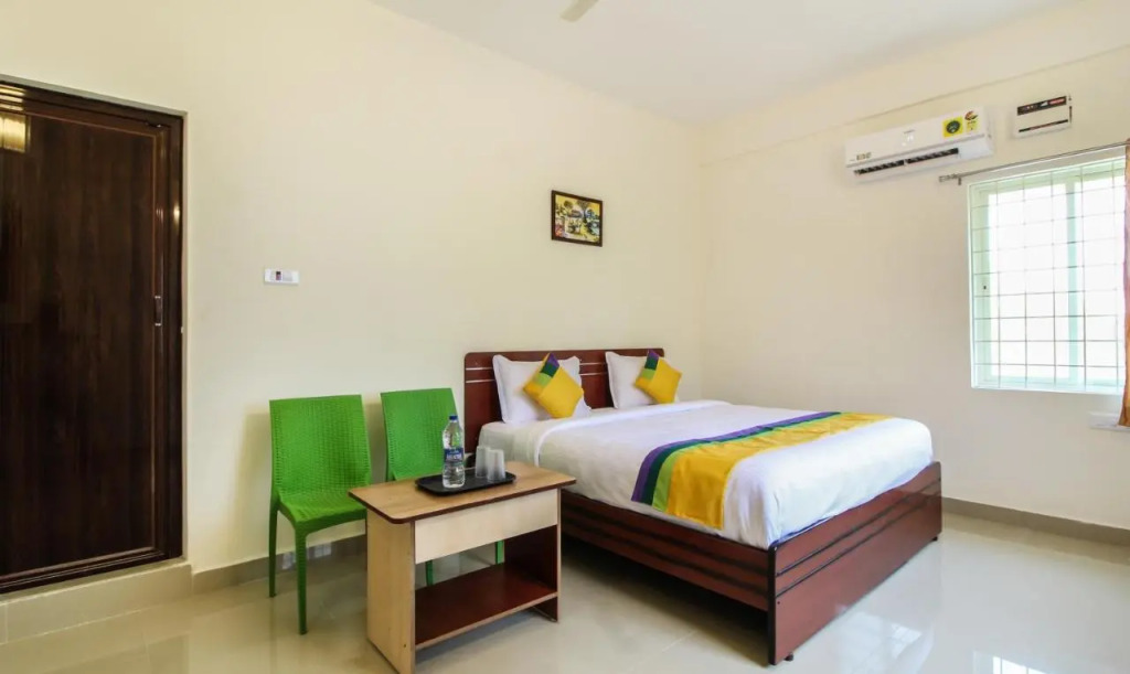 Itsy Hotels Riyas Grand
