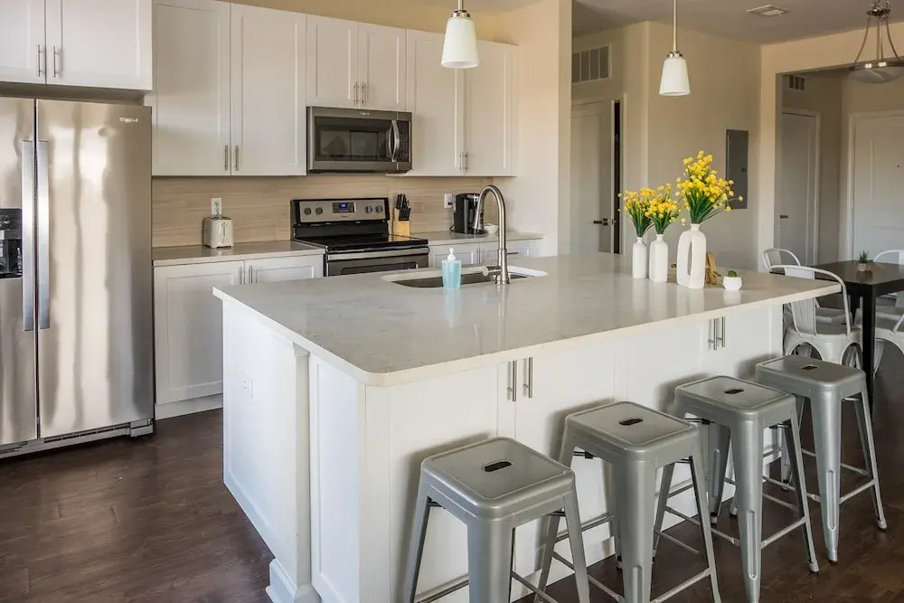 FRONTDESK The Point at Town Center Apts Jacksonville
