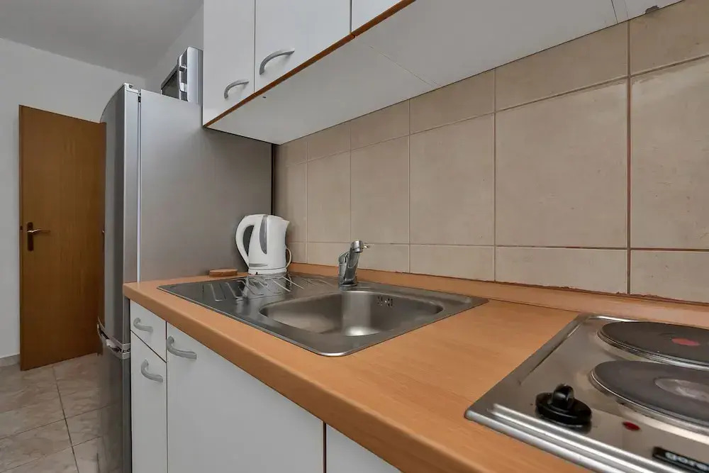 Apartment Petar with terrace