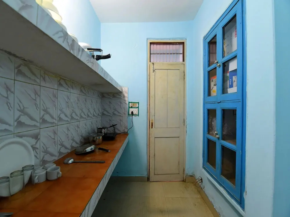 OYO 13732 Home Cozy near Mall Aleo Manali
