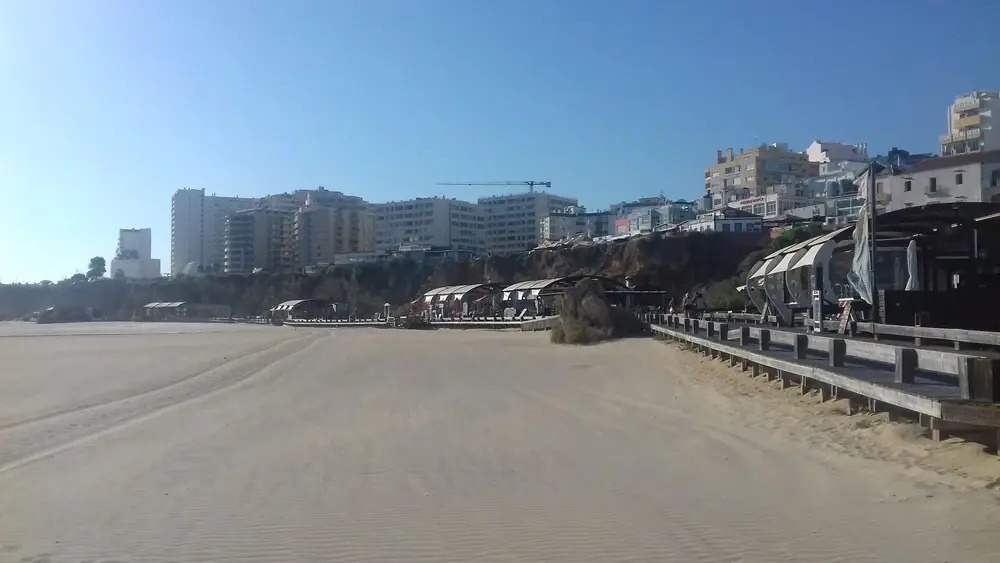 Praia da Rocha, Clube Praia da Rocha, Bloco I, WIFI Gratuito, Ar Condicionado, by IG