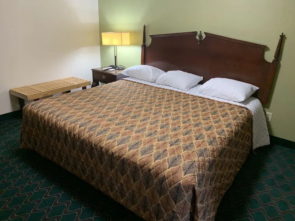 Bings Motel